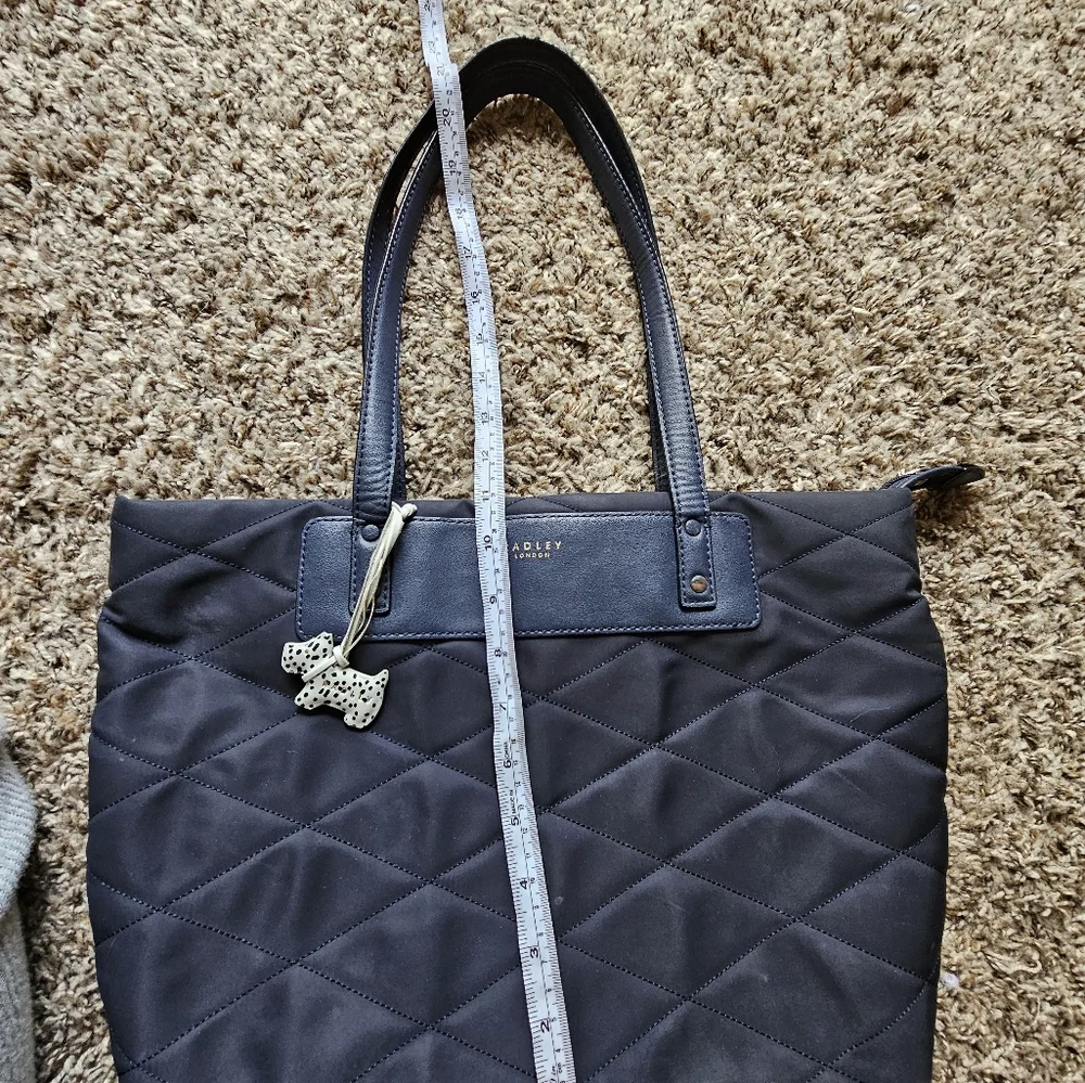 Radley Leather And Nylon Preppy British Navy‎ Quilted Dog Charm Tote Bag